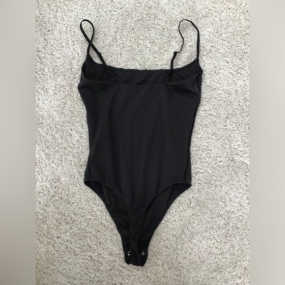 SKIMS Cami Bodysuit | Onyx - Picture 11 of 16